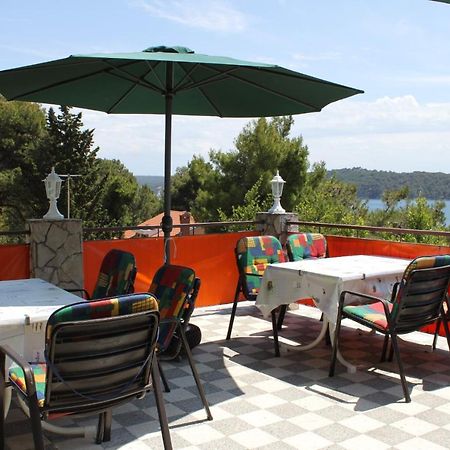 Double Room Mali Losinj 7953B מראה חיצוני תמונה